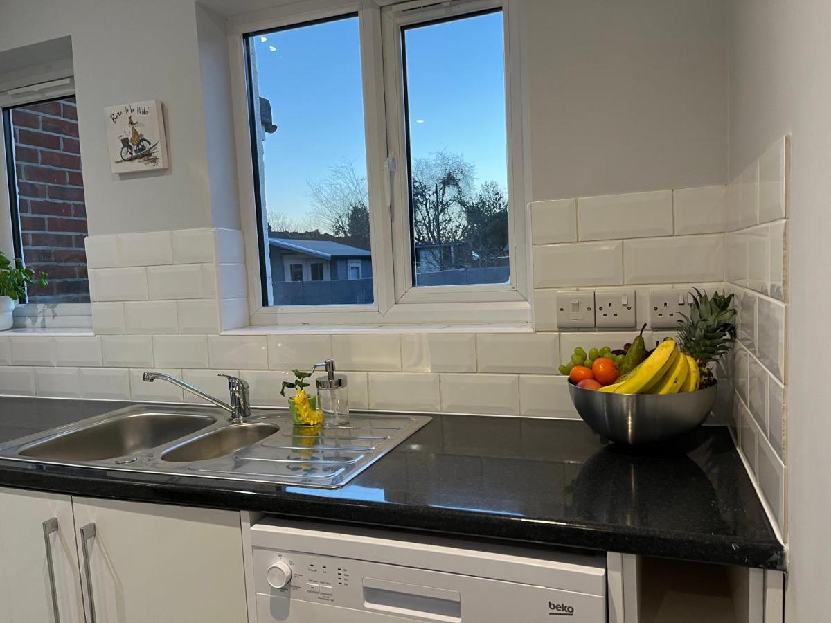 Three Bedroom City Home With Garden Σαουθάμπτον Εξωτερικό φωτογραφία